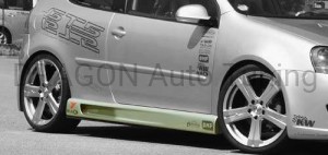 Listwy progowe VW Golf 5