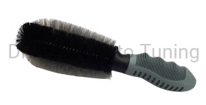 Brush for wheel rims washing