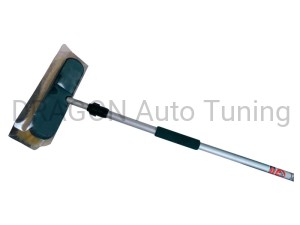 Telescopic car brush for washing