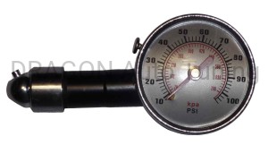 Small metal manometer