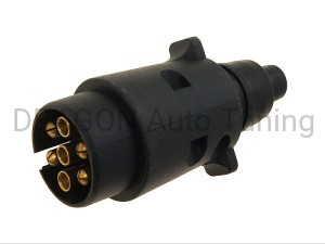 Wtyczka 7 PIN 12V w obudowie z tworzywa sztucznego
